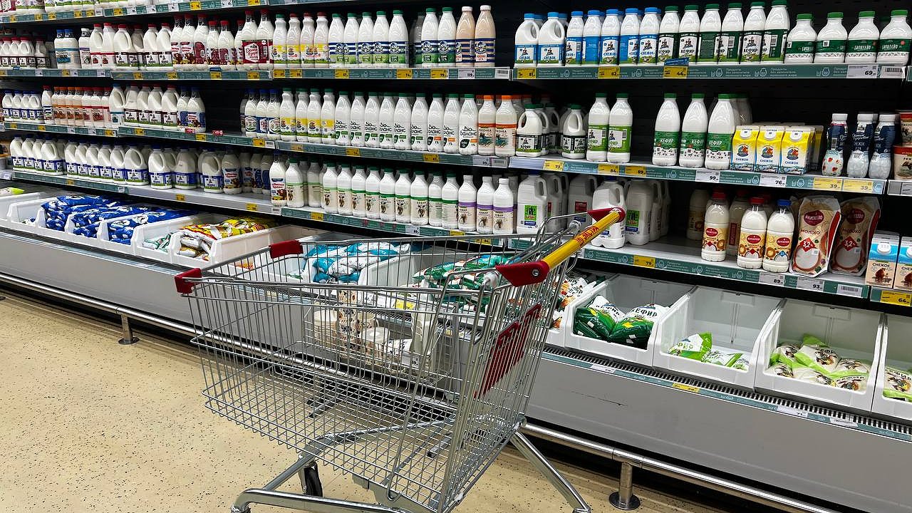 Главная картинка новости: Цены взлетят на 40% — какие продукты существенно подорожают до конца сентября