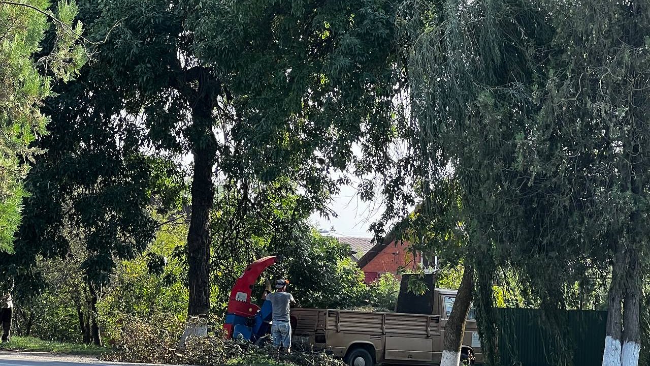 Главная картинка новости: Россиян переводятт на новое расписание, теперь суббота станет рабочей. Люди в шоке