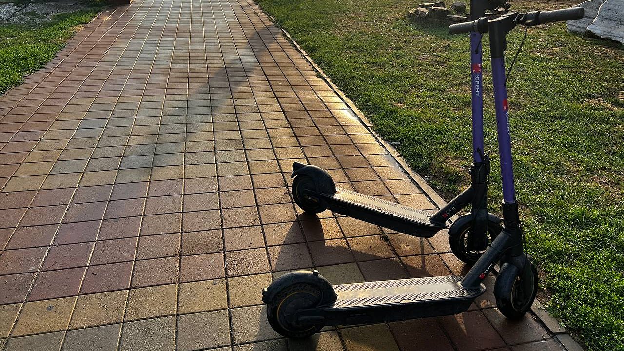 Главная картинка новости: В Екатеринбурге снизилась аварийность с самокатами