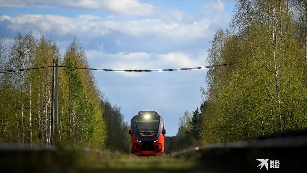 Главная картинка новости: Изменён маршрут электрички из Челябинска в Каменск-Уральский