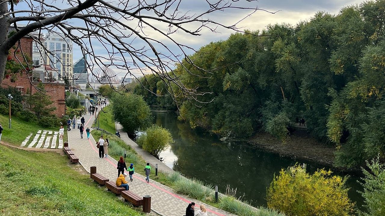 Главная картинка новости: Куда сходить в Екатеринбурге на выходных: яркие события 4-6 октября