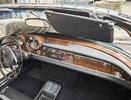 В Екатеринбурге продается уникальный ретро-кабриолет Mercedes-Benz 280 SE за 49 миллионов рублей