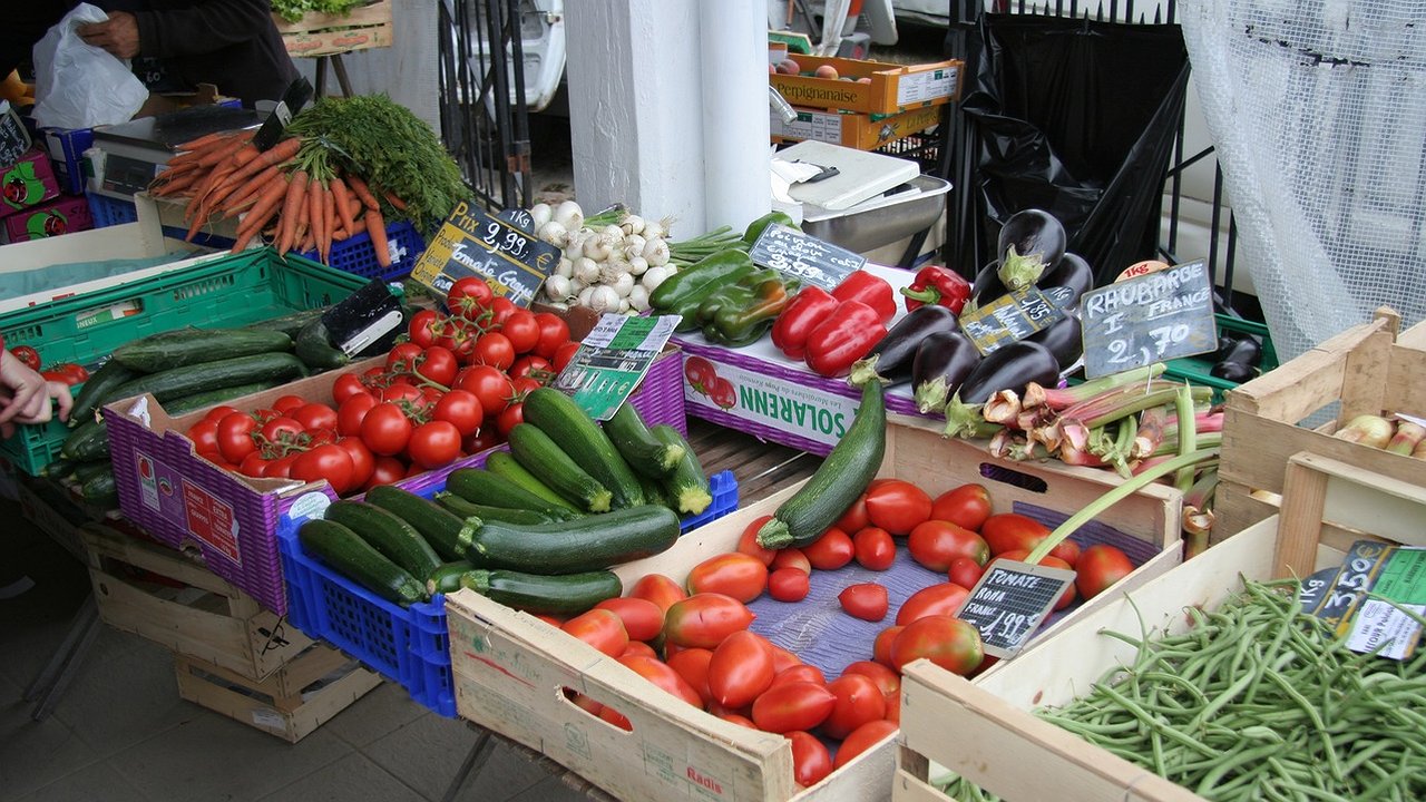 Главная картинка новости: Не храните кабачки с этими красными пузатиками - сгниют, и выбросите через три дня