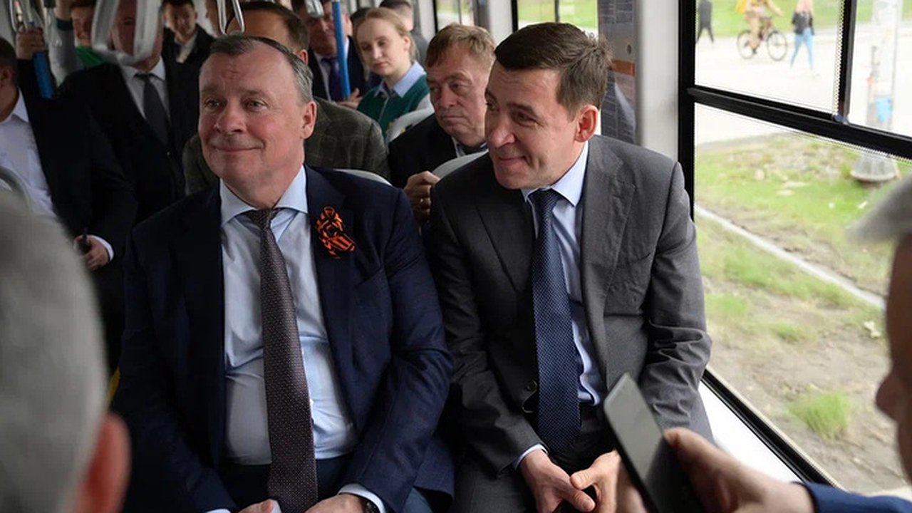 Главная картинка новости: Матвиенко предложила мэру Екатеринбурга чаще пользоваться общественным транспортом