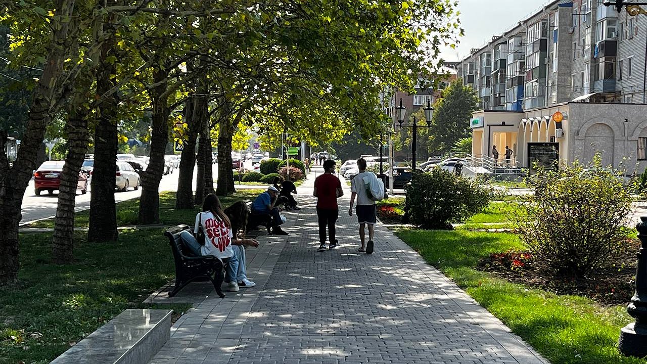 Главная картинка новости: Ангел накроет своим крылом: астролог Василиса Володина предрекла им удачное время для осуществления мечт