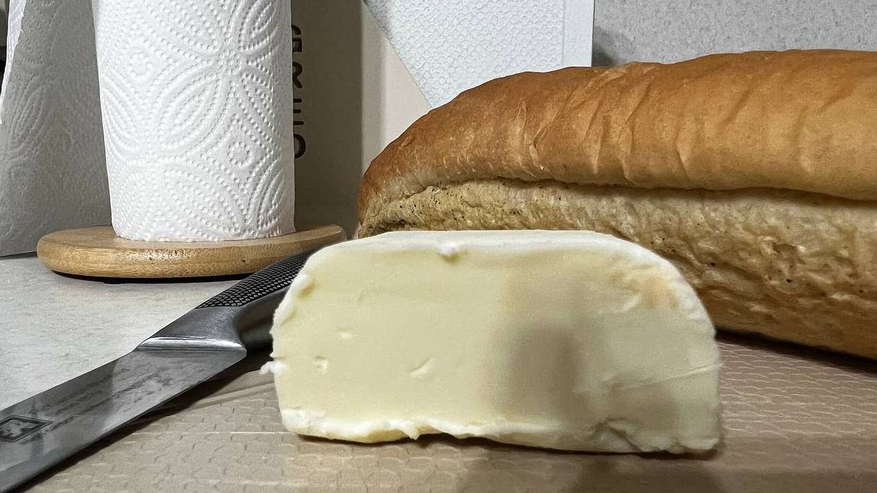 Главная картинка новости: В составе "пальма", а ценник - нереальный: Роскачество раскрыло правду всю о популярных марках сливочного масла