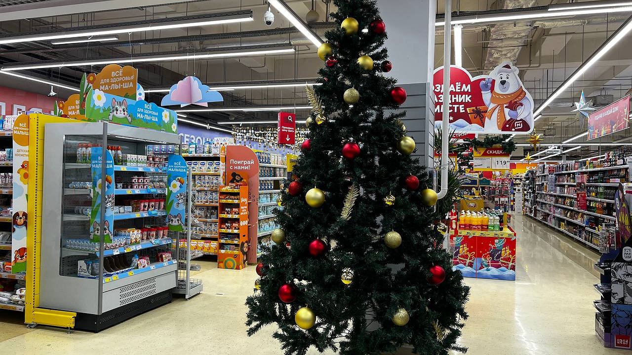 Главная картинка новости: Сразу на 50-80% подорожают 5 популярных продуктов к новогоднему столу – список