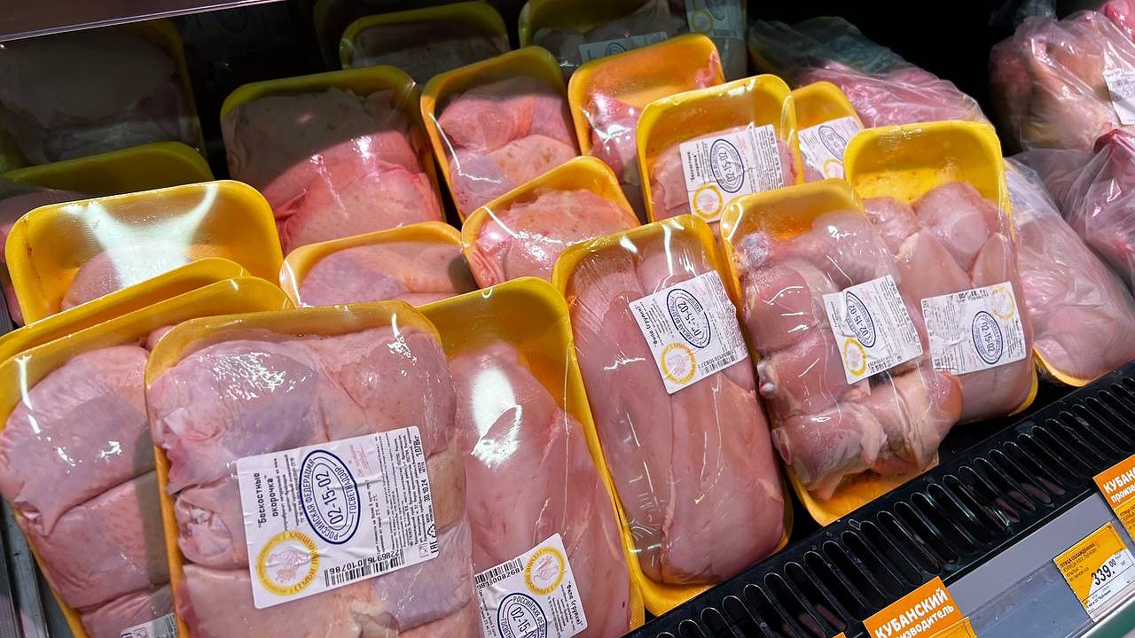 Главная картинка новости: В Свердловской области дорожают популярные продукты