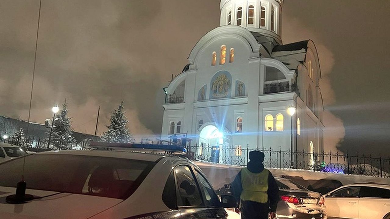 Главная картинка новости: В Свердловской области усилены меры безопасности в канун Рождества