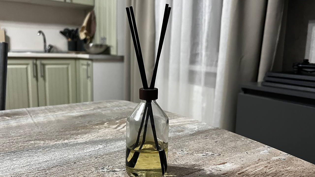 Главная картинка новости: "Как в дорогом салоне": этот копеечный аромат преобразил мой дом