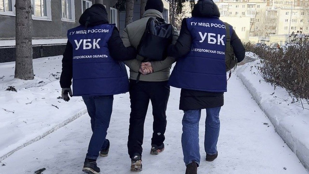 Главная картинка новости: Пресечение незаконного оборота порнографического контента в Екатеринбурге