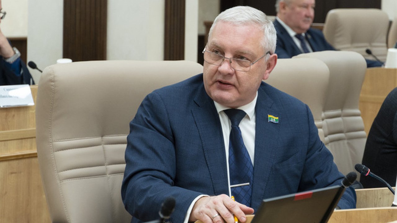Главная картинка новости: Екатеринбургский депутат пошутил о финансовом состоянии горожан