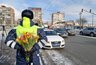 ДПС поздравляют автоледи Свердловской области с 8 Марта