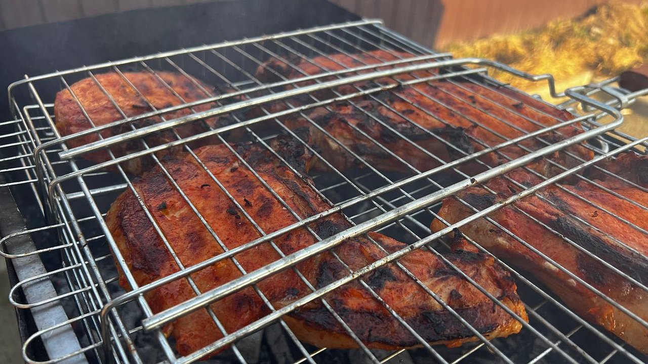 Главная картинка новости: Сталин ел исключительно такой шашлык: идеальный маринад, с ним мясо получается невероятно мягким и сочным