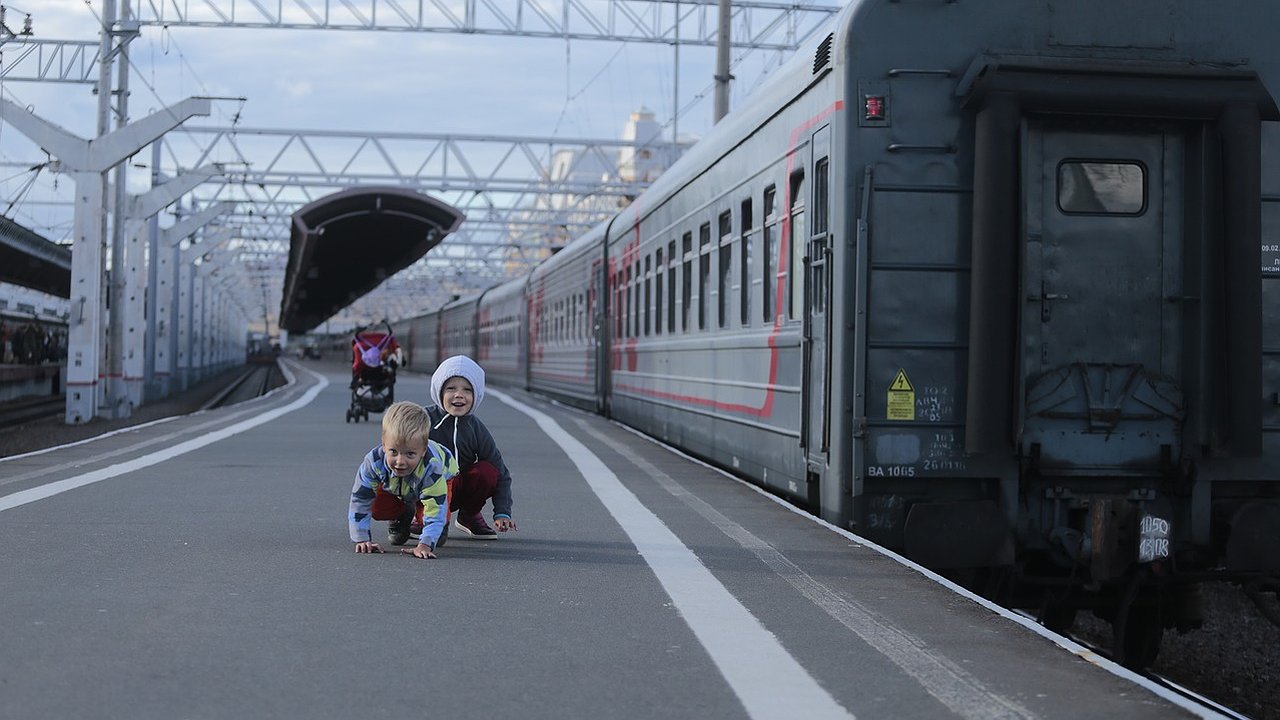 Главная картинка новости: Россияне ахнули: билеты на самолет и поезд будем покупать по-новому, рассказал эесперт