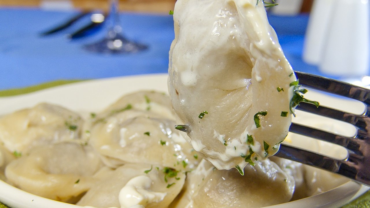 Главная картинка новости: Можно смело покупать – там одно мясо: Роскачество назвало лучшие марки пельменей