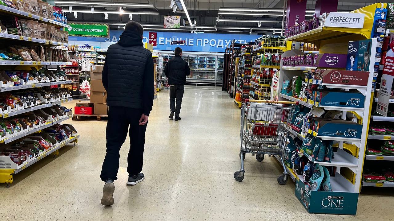 Главная картинка новости: Принят новый указ: какие товары полностью исчезнут с прилавков магазинов уже с 1 апреля