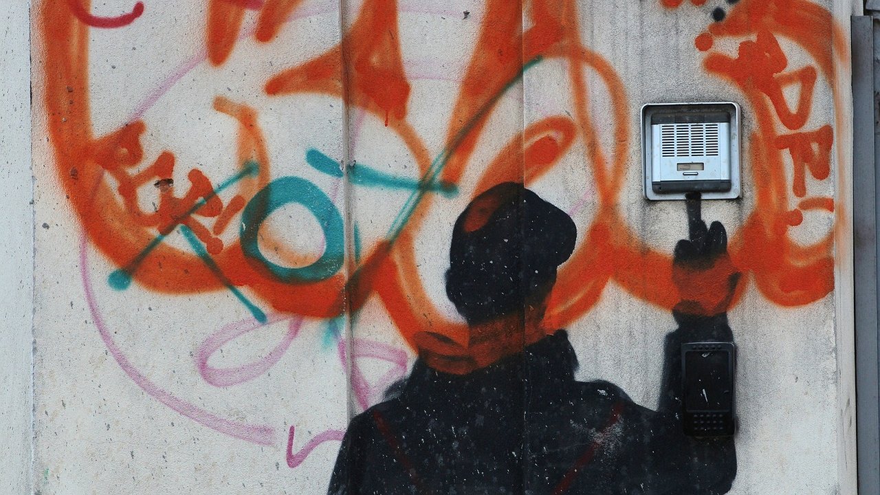 Главная картинка новости: Мошенники из домофонной компании обманывают жителей Екатеринбурга