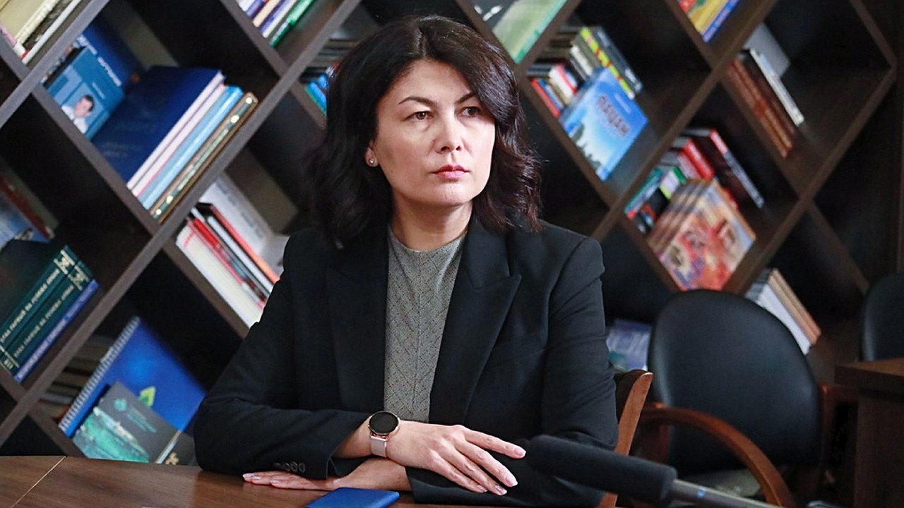 Главная картинка новости: Эльмире Тукановой ищут замену на посту директора департамента туризма Свердловской области