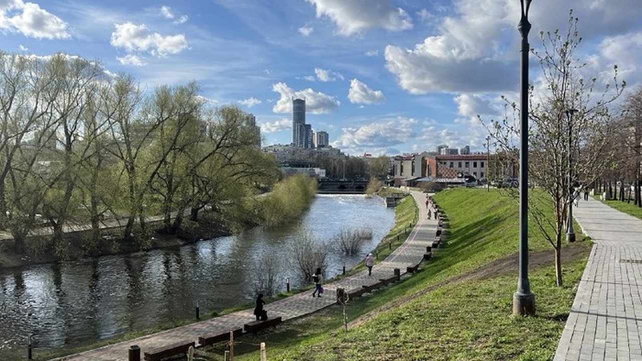 Главная картинка новости: На Урал идет долгожданное тепло