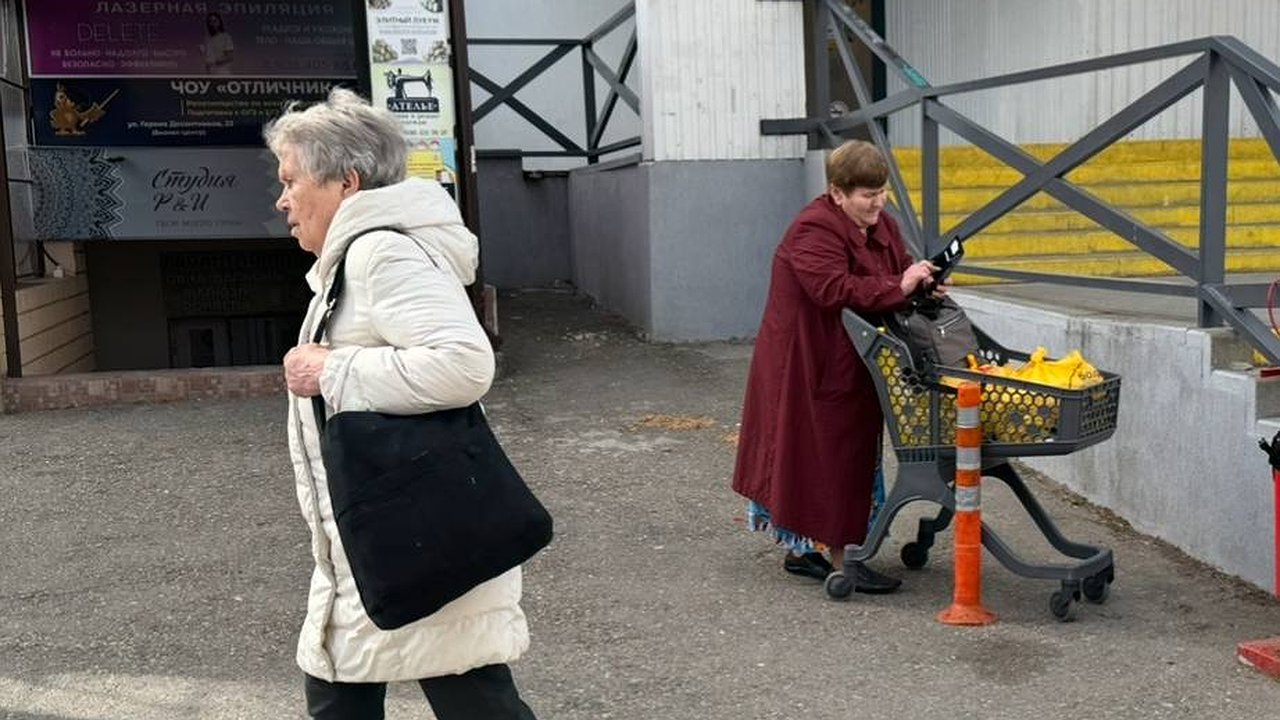 Главная картинка новости: Пенсионерам вместе с пенсией дадут кое-что еще
