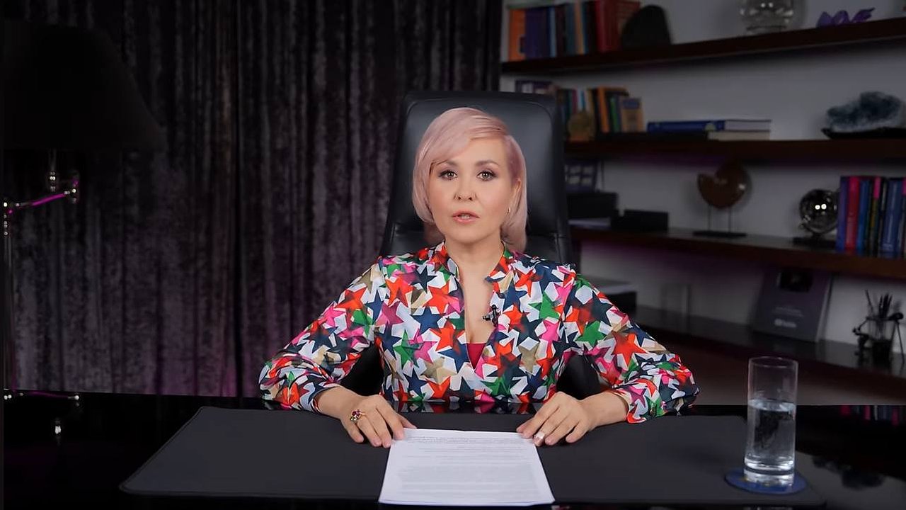 Главная картинка новости: Взлетят в доходе: такие три знака по гороскопу Василисы Володиной «выстрелят» с 12 июня