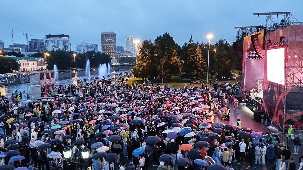 Главная картинка новости: Уральскую ночь музыки 27 июня посетили рекордные 450 тысяч человек
