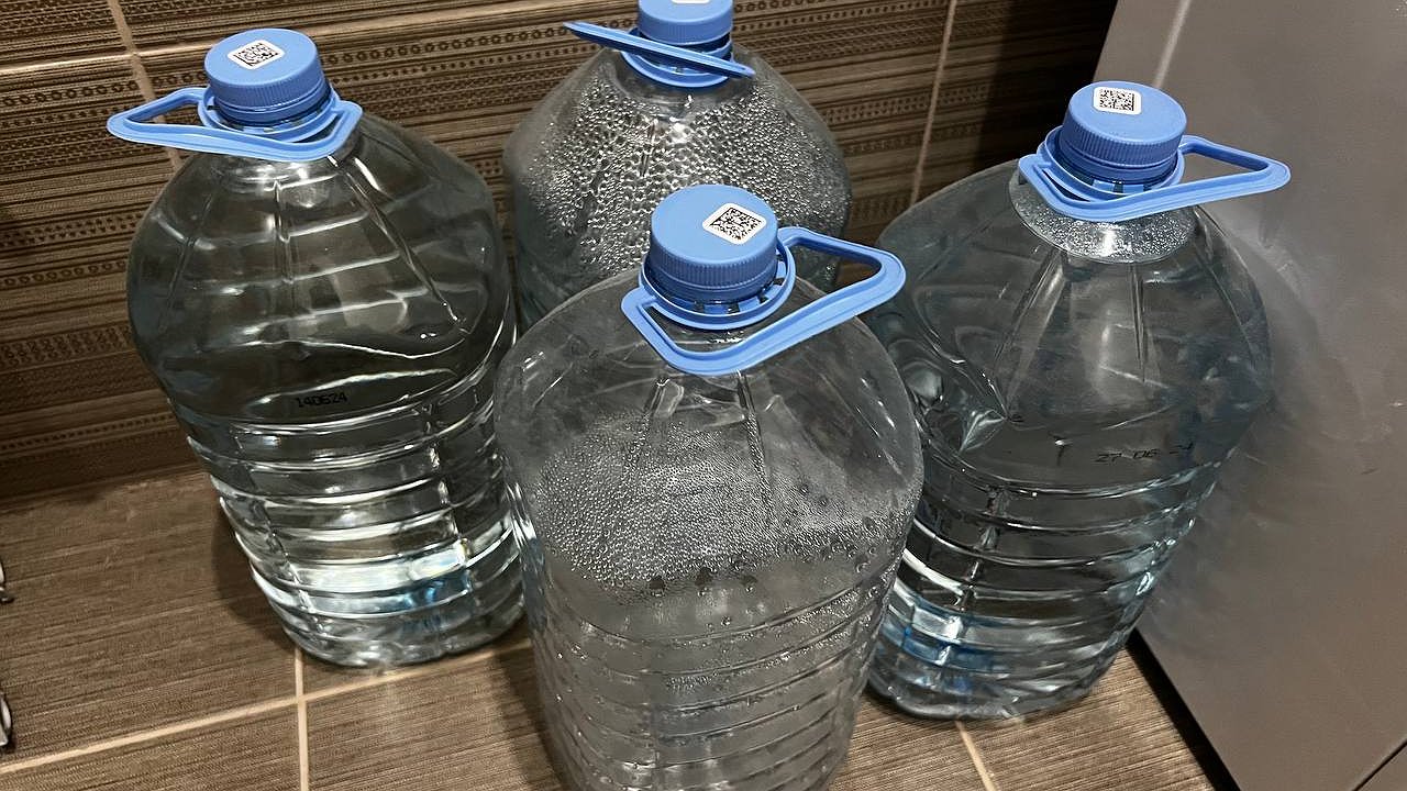 Главная картинка новости: Всю зиму собираю пластиковые бутылки одного объёма: вот зачем они нужны на грядке — запомните раз и навсегда