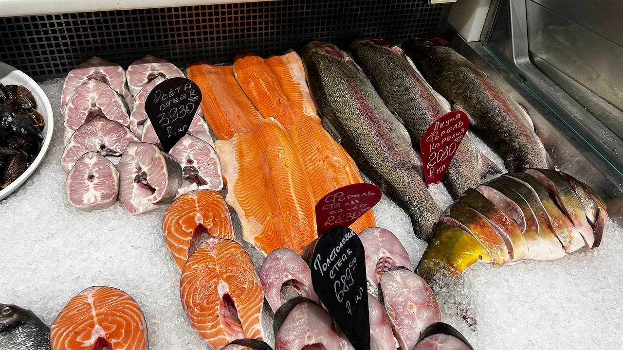 Главная картинка новости: Не тунец и не лосось: эксперты назвали самую полезную рыбу - рекордсмен по содержанию омега-3