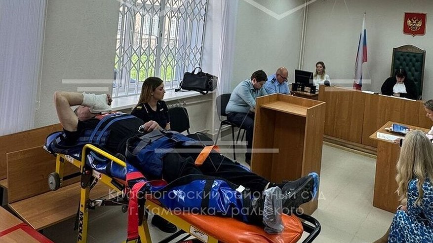 Главная картинка новости: В Каменске-Уральском назначили меру пресечения виновнику массового ДТП