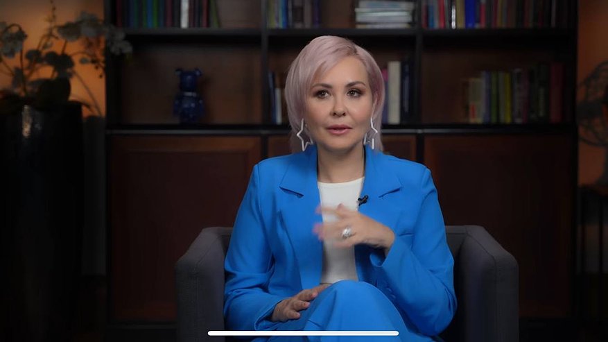 Главная картинка новости: Огромные деньги и новая работа: жизнь этого знака сильно изменится в конце августа - астропрогноз Володиной