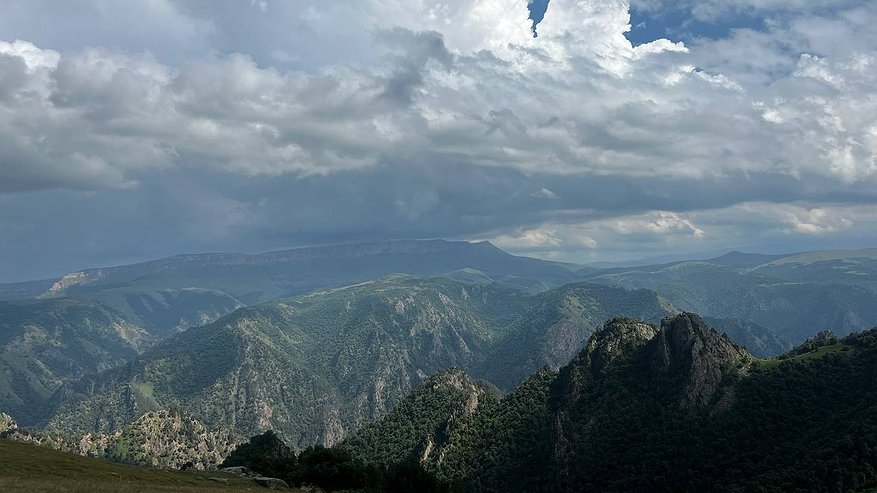 Главная картинка новости: "Середина августа будет аномальной". Синоптики резко обновили прогноз до конца лета 2025