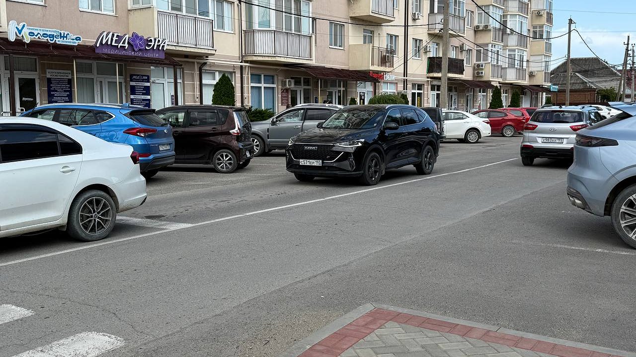 Главная картинка новости: Эти 3 документа ДПС не имеет права требовать у водителей: как законно и правильно отказать инспектору - раскрыл юрист