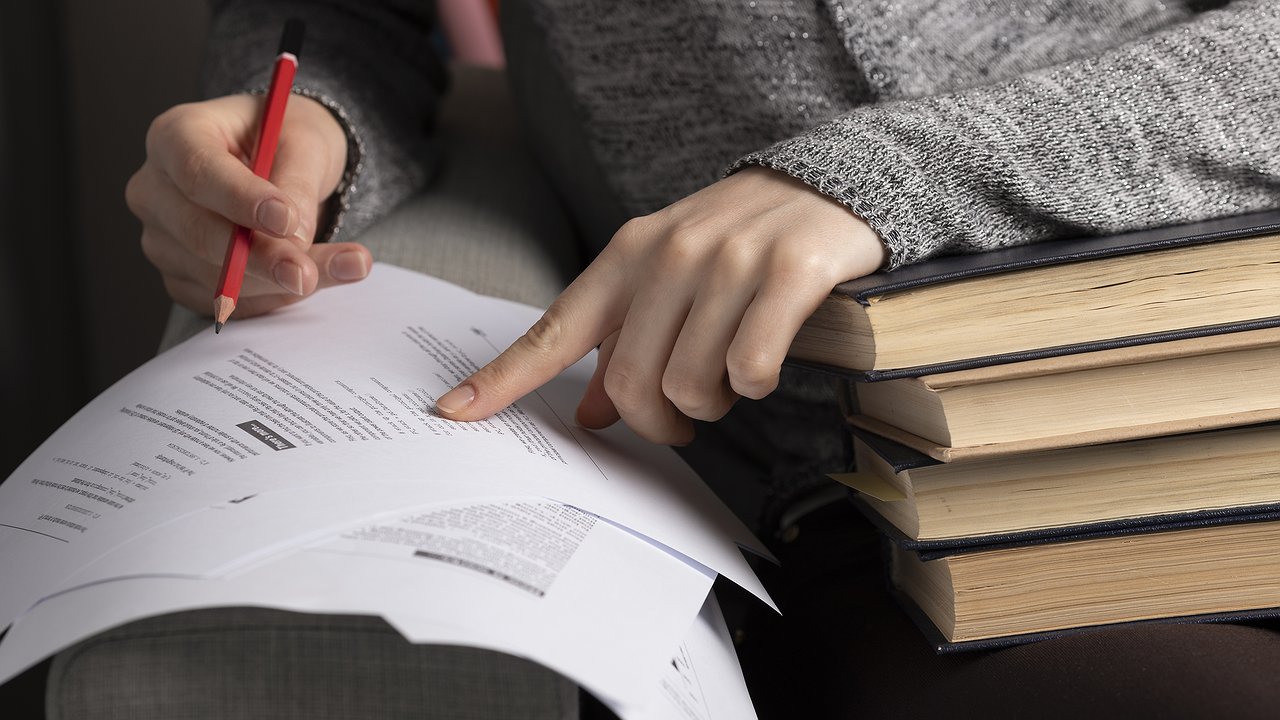 Главная картинка новости: Альтернатива для свердловских школьников: курсы вместо экзаменов