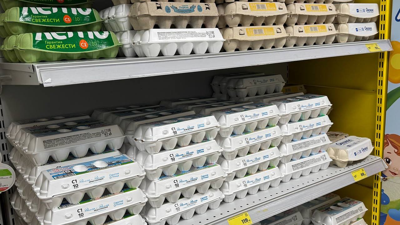 Главная картинка новости: Почему в магазинах на самом деле не продают гусиные, утиные и индюшиные яйца