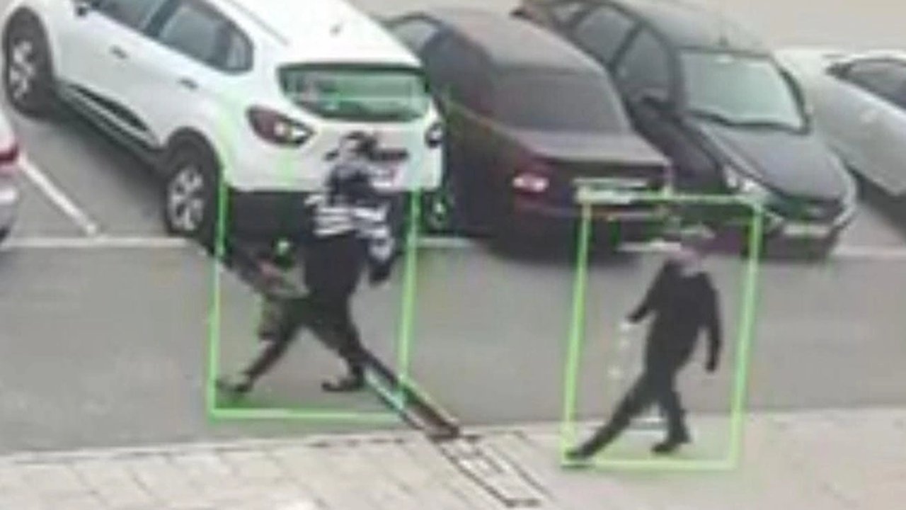 Главная картинка новости: В Екатеринбурге объявили награду за сбежавших террористов: подробности масштабного розыска