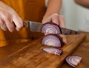 Как порезать лук без слез? Как жаль, что мне стало известно это только в 40 лет