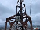 Подросток забрался на 151-метровый недострой Екатеринбурга и убегал от полиции