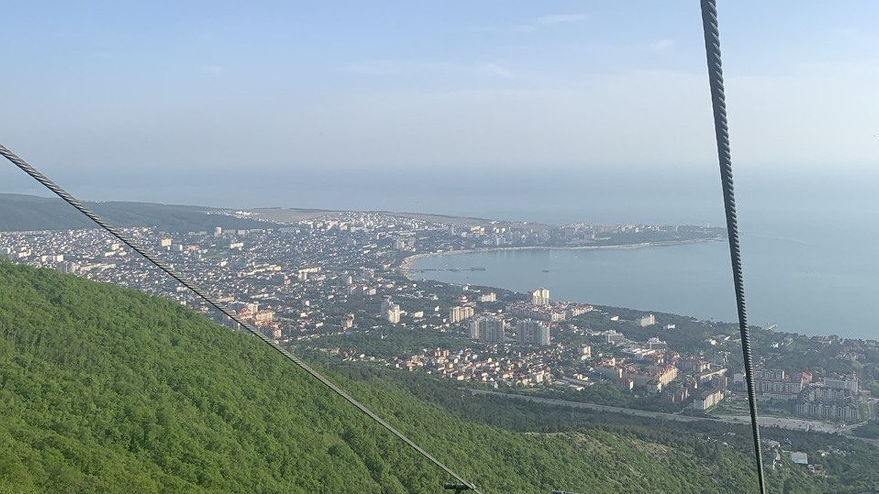 Главная картинка новости: Осенью поеду на такой золотой курорт для русских за 50 тысяч рублей: специально не брала отпуск летом - коллеги кусают локти