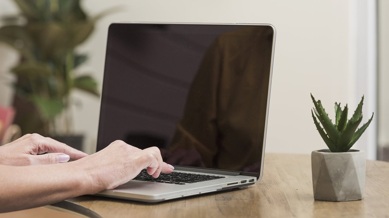 Главная картинка новости: В Екатеринбурге зарегистрировано рекордное число самозанятых — 193 тысячи