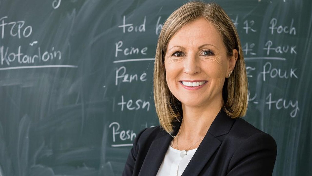 Главная картинка новости: Екатеринбург приглашает педагогов на международный форум «Современный учитель»