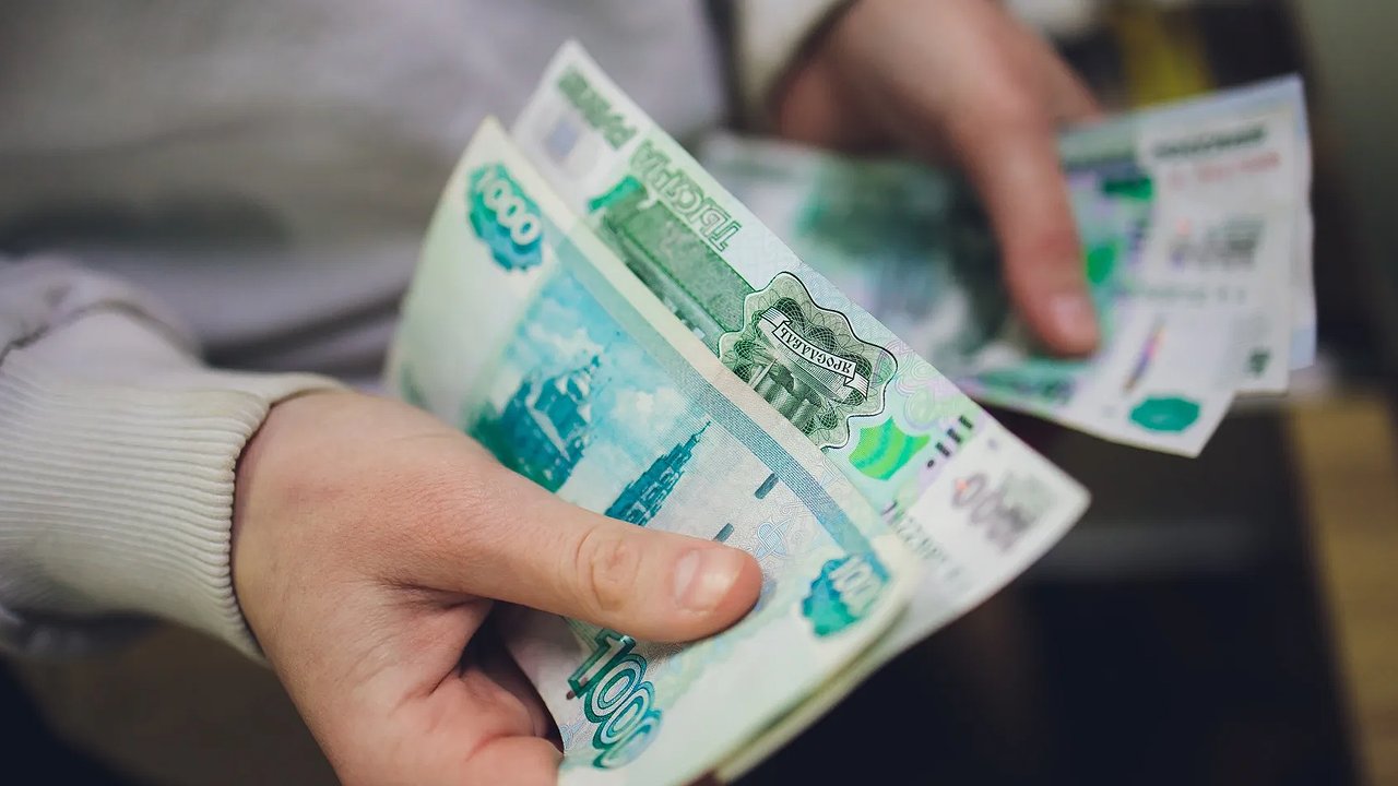 Главная картинка новости: Прожиточный минимум в Свердловской области в 2026 году: первый расчет показал рост до 20,4 тысяч рублей для работающих