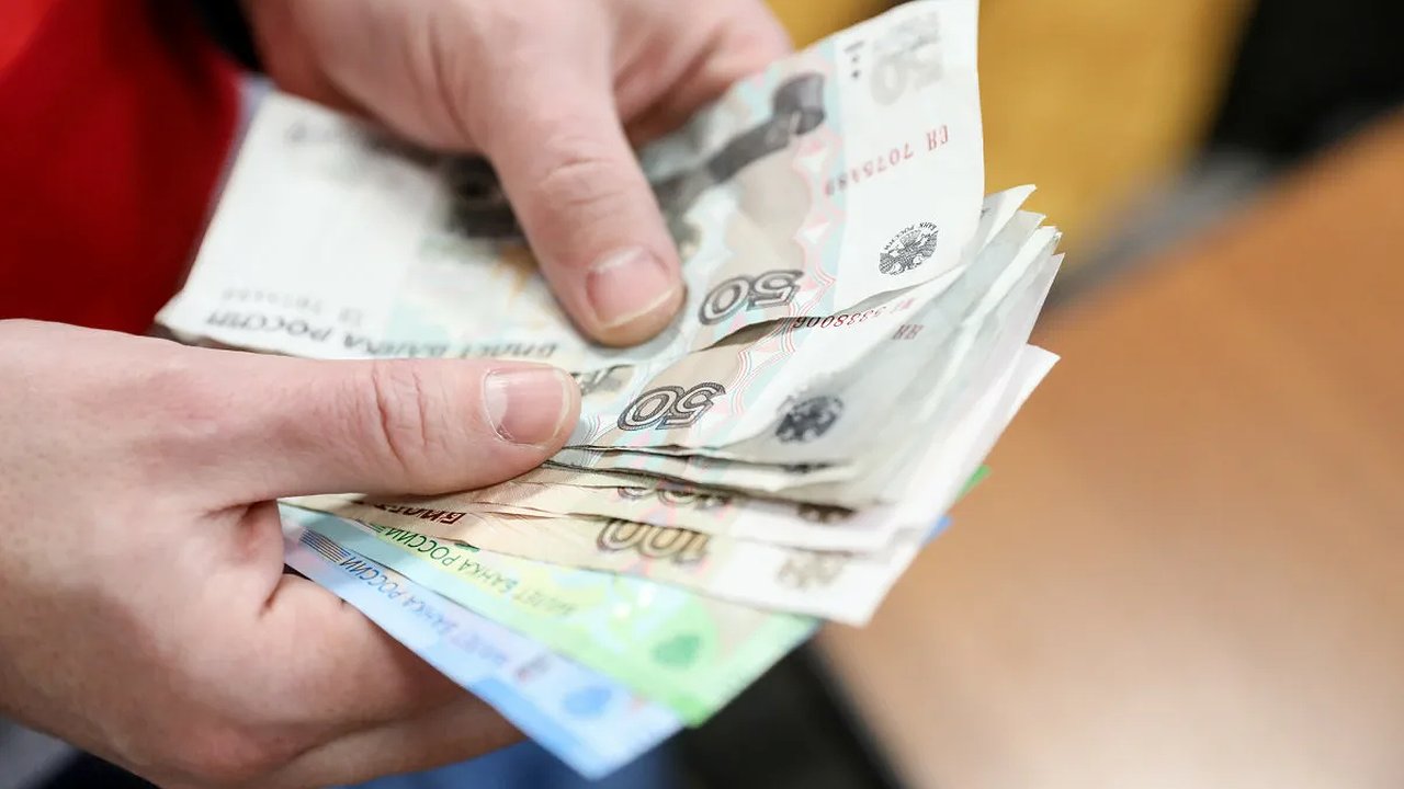 Главная картинка новости: Имущественные налоги в Свердловской области выросли: кому и сколько придется заплатить до 1 декабря