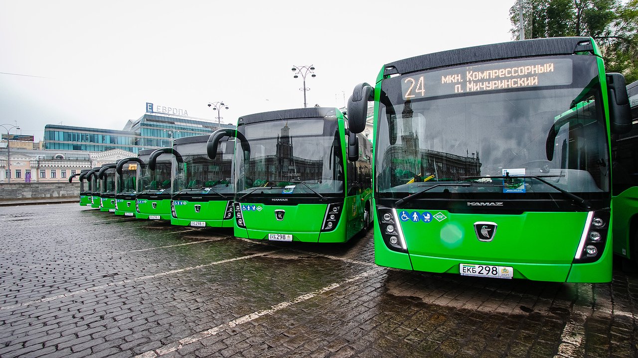 Главная картинка новости: С 18 октября: дополнительные автобусы выйдут на маршруты в ЖБИ из-за ремонта трамвайных путей