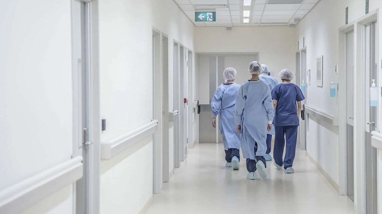 Главная картинка новости: Врачи Нижневартовска спасли подростка с лимфомой четвертой стадии