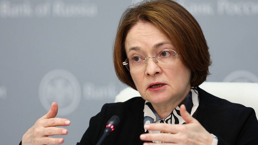 Главная картинка новости: Грядут тяжкие времена: Набиуллина обратилась к россиянам, у кого накопления в рублях