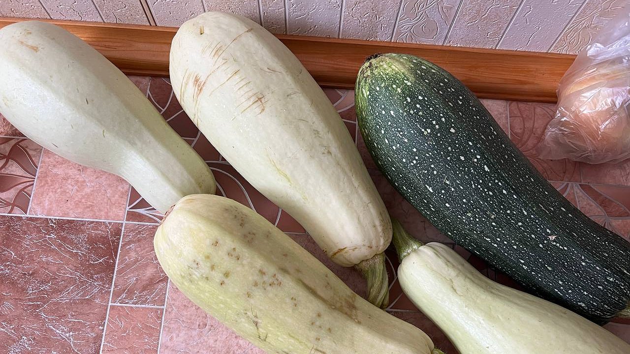 Главная картинка новости: Кабачки-ананасы: готовлю волшебный десерт, который съедают первым. 5 рабочих рецептов