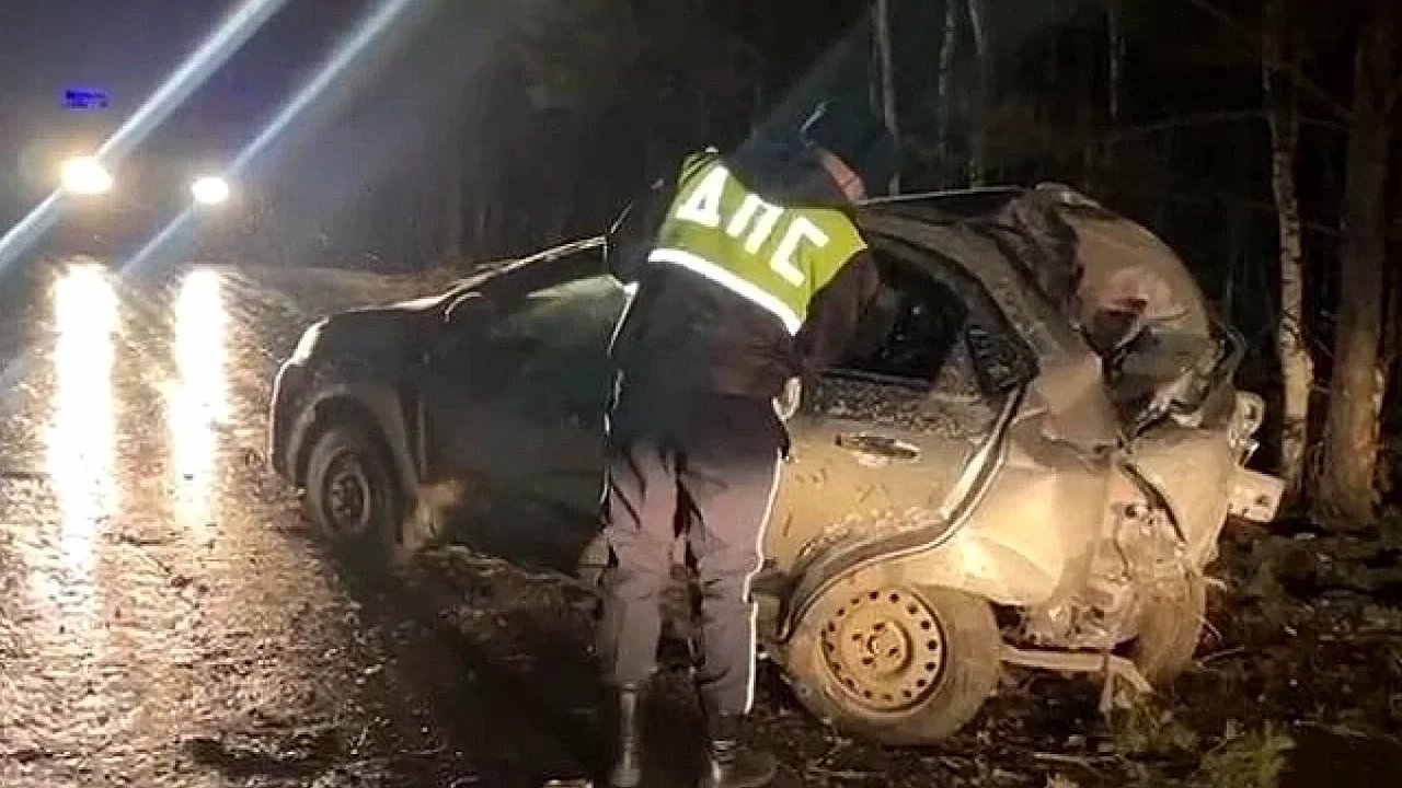 Главная картинка новости: Свердловская трагедия под Алапаевском: он был пьян, без прав, а друзья молча сели в его машину