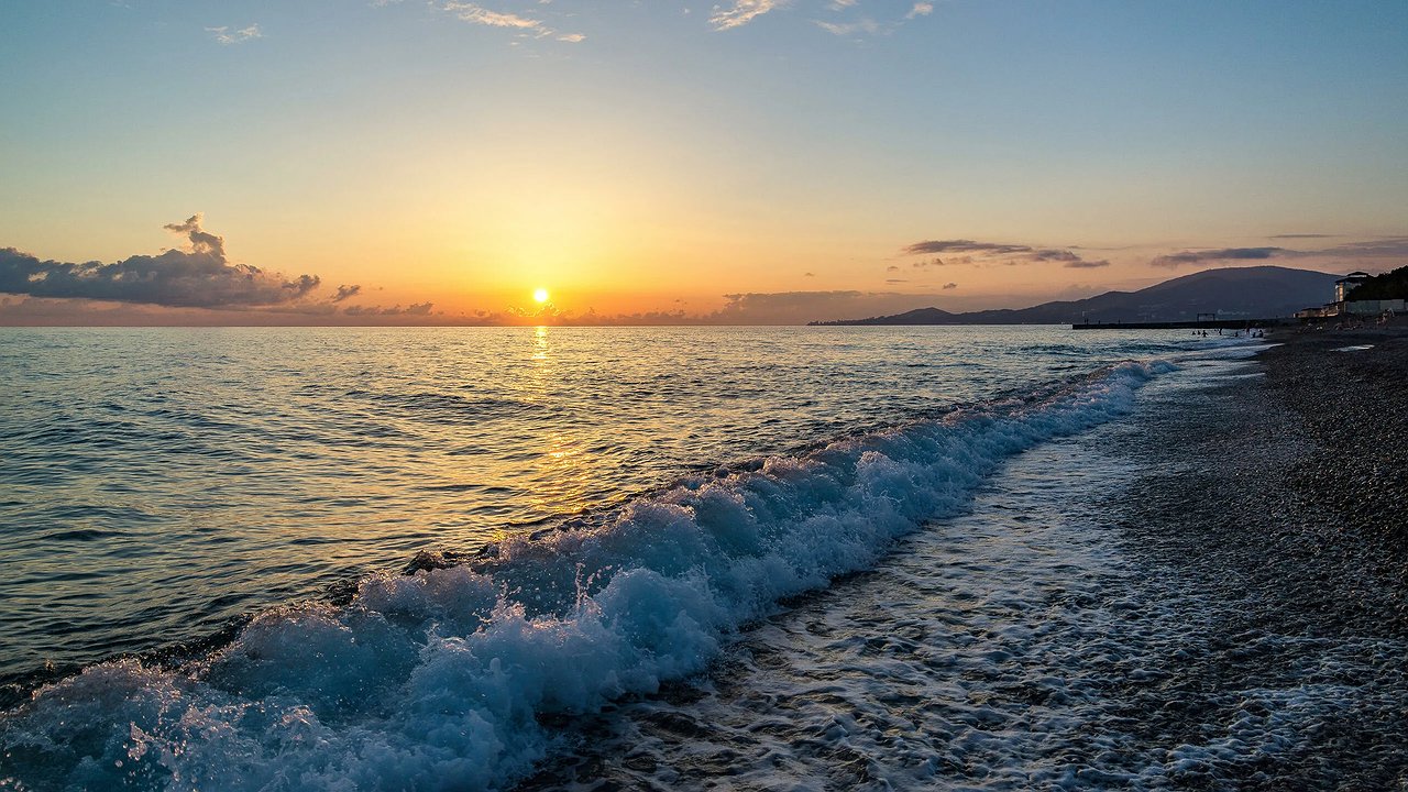 Главная картинка новости: Умные работники берут отпуск в эти даты: как превратить 28 дней в 40 дней отдыха в 2026 году