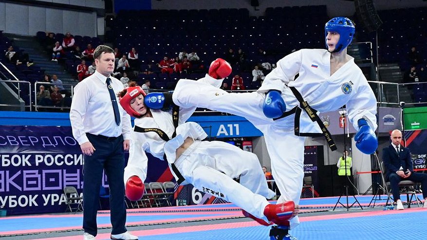 Главная картинка новости: Более 800 тхэквондистов съехались на Урал для борьбы за Кубок России